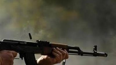 مواطنان يلقيان مصرعهما في حادث ثأر في الطريق العام بـ