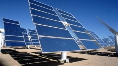 الكويت توقع عقدا لمحطة طاقة شمسية بتكلفة 384 مليون دولار