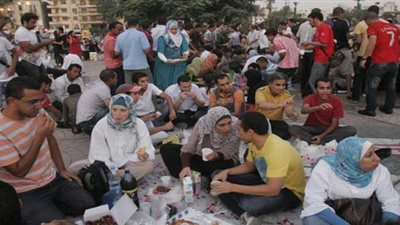 إفطار جماعي للعاملين بالمتخصصة وصفحة على 