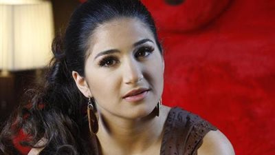 «ناتاشا» تحيي حفلًا غنائيًا لـ«روتانا»