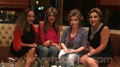 بالصور..نيللى كريم أفضل فنانة عربية في الـ