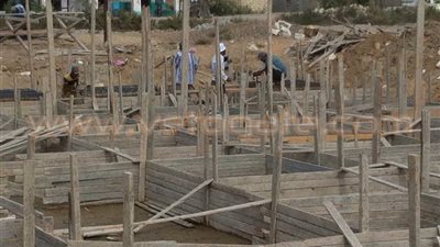 بالصور.. إنشاء مبنى للوحدة المحلية لقرية أبوطفيلة بالإسماعيلية