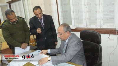 بالفيديو والصور..غرفة عمليات أسوان تتابع عملية الاستفتاء