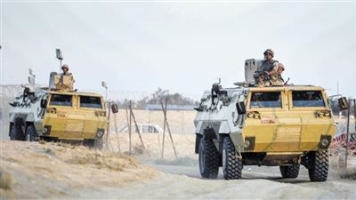 إصابة صف ضابط إثر انفجار عبوة ناسفة في طريق مدرعة بشمال سيناء