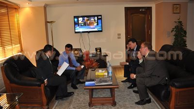 بالصور.. «الرياضة» تعرض استضافة بطولة العالم للسيدات للشطرنج