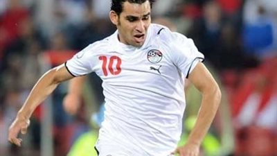 عبدالملك يصافح نجوم الزمالك ودرويش في لقاء بنغازي الودي