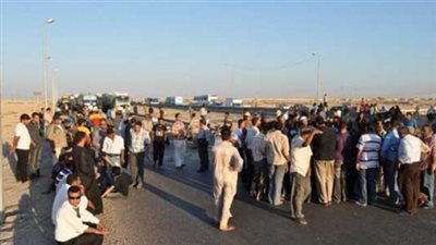 أهالي «الكردي» بالدقهلية يقطعون الطريق احتجاجًا على رفع أسعار الوقود