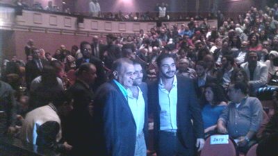 السبكي يستعين بـ«بودي جاردات» لتنظيم دخول فيلم «من ضهر راجل»