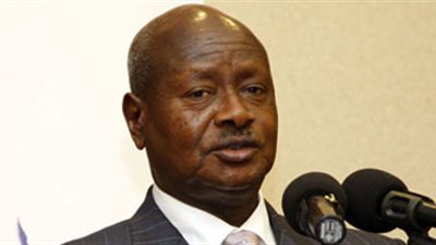 ليبيا: مسئول إخواني يجتمع مع الرئيس الأوغندي