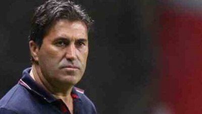 مترجم بيسيرو يقيم عزومة للجهاز الفني للأهلي