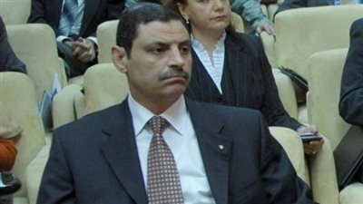 نائب رئيس بنك الأهلي: زيارات مفاجئة لأفرع البنك لرصد معوقات بيع شهادات القناة