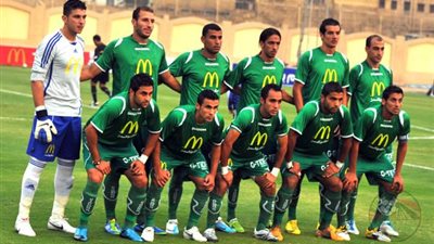 بالصورة.. جمهور الاتحاد السكندرى يهاجم تامر النحاس