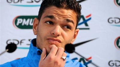 حاتم بن عرفة يحلم بالمشاركة مع منتخب فرنسا