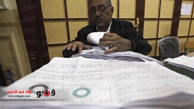 استبعاد رئيس لجنتى 