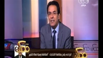 بالفيديو.. خيري رمضان مهاجمًا «البرادعي»: اختصرت علمك في «التويتات»