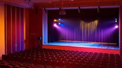 غضب بين «المسرحيين» بسبب موقف وزارة الثقافة من مهرجان القاهرة الدولي