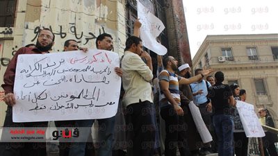 انتهاء الوقفة الاحتجاجية لأنصار عبدالله بدر أمام دار القضاء