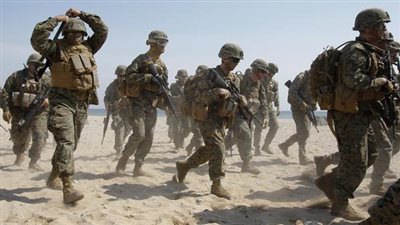 طوكيو تلغى القيود المفروضة على أسلحة الجنود اليابانيين