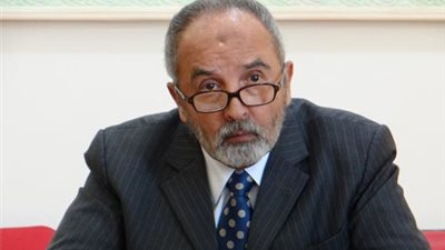 قيادى بالإصلاح يتنازل عن مقعده بمؤتمر الحوار لأحد شباب الثورة اليمنية