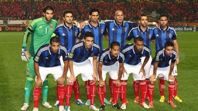 الأهلي يصطحب 