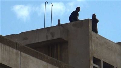 انتشار مكثف لقوات الأمن فوق أسطح مباني دائرة الجمالية