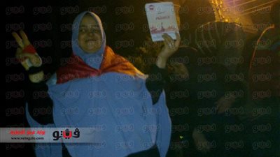 بالفيديو والصور.. لجان الاستفتاء تتحول لكرنفالات احتفالية بالمنوفية