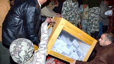 قوات الأمن تستعد لنقل أوراق الاستفتاء إلى اللجنة العامة بـ