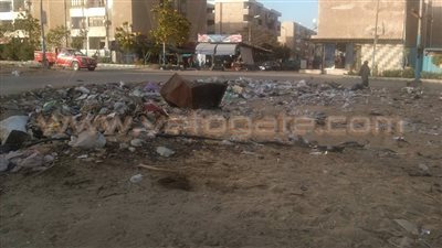 بالصور.. القمامة تحاصر شوارع مدينة المستقبل في الإسماعيلية