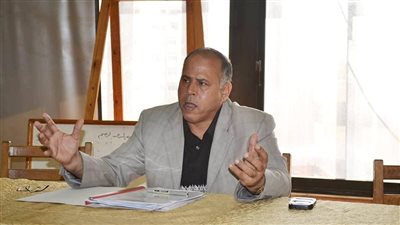 سكرتير محافظة الإسماعيلية يستعرض الموقف التنفيذي لتطوير سوق الجمعة