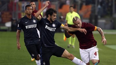 «روما» يتعادل سلبيا أمام «إنتر ميلان» بالشوط الأول بمشاركة «صلاح»