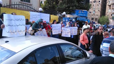 موظفو «الائتمان الزراعي» يطالبون بإقالة عطية سالم.. وضم البنك للمركزي