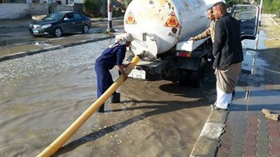 وصول 18 سيارة جديدة لشفط وكسح المياه بأحياء بورسعيد