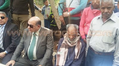 بالفيديو والصور..أهالي السويس يشيعون شهيد «كمين الصفا» بالعريش