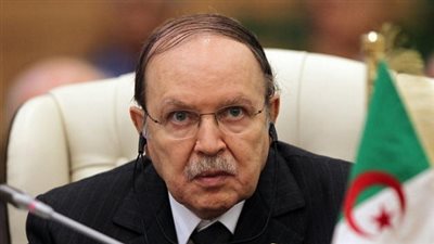 بوتفليقة للسبسي: مصرون على مواجهة الإرهاب بتوحيد الجهود مع تونس