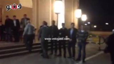 بالفيديو..طارق الإبياري يصل عزاء شقيق صلاح عبد الله بالشيخ زايد