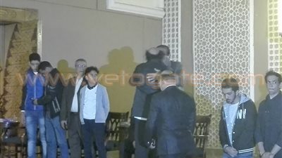 بالفيديو..عبد الله مشرف يصل عزاء شقيق صلاح عبد الله بمسجد الشرطة
