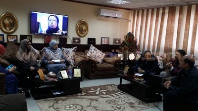 وكيل تعليم دمياط يتابع امتحانات الدبلومات الفنية عبر «سكايب»