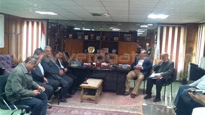 استعراض مراحل «التواصل المجتمعي» في ورشة عمل بمجمع مدارس نويبع