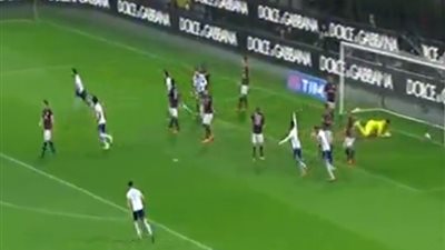 بالفيديو.. ميلان يتعادل إيجابيا مع لاتسيو في الشوط الأول