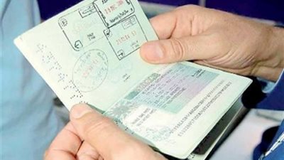 النيابة تستعجل تقرير تزوير ضابط لجوازات سفر مقابل رشوة بالنزهة