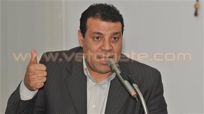 عصام كامل يشارك في وقفة «الصحفيين» تضامنًا مع ضحايا الطائرة