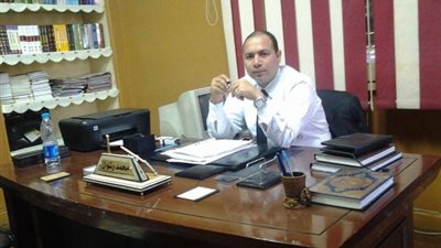 محامي أسر شهداء مذبحة بورسعيد: تعليمات رئاسية بعودة الجماهير للمدرجات