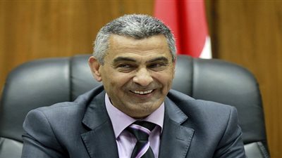 وزير النقل يناقش خطة التشغيل الآمن للسكة الحديد