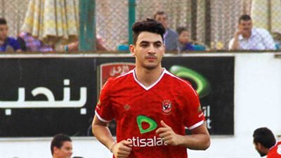 «سموحة» يجهز حمدى زكي لمواجهة «المصري»