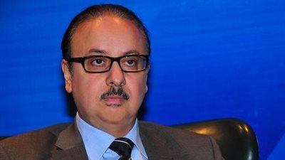 وزير الاتصالات يبحث إنشاء مصنع للهواتف الذكية بمصر مع «أوبو» الصينية