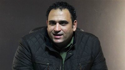 أكرم حسني: «الراجل من حقه يتجوز أكتر من مرة لو مراته مش مهتمة بيه»