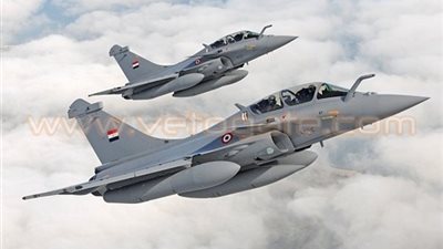 بالأرقام..صفقات السلاح الفرنسي تضع مصر ضمن القوى الكبري....«ميسترال» تنضم للقوات المسلحة قبل رحيل 2016.. ومفاوضات لتزويدها بـ50 طائرة تمساح روسية.. والقوات البحرية تتسلم أول غواصة عسكرية