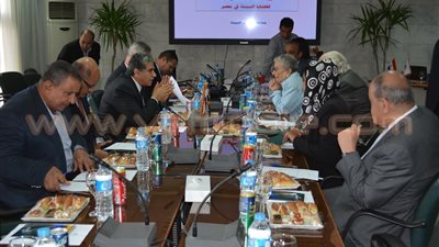 بالصور.. خالد فهمي يدشن الجلسة الأولى للمنتدى المصري للبيئة والتنمية