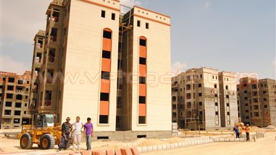 30 يوما على انتهاء الجيش من «الإسماعيلية الجديدة».. كامل الوزير: سعر الوحدة لن يزيد على 200 ألف والمساحات تبدأ من 100 متر.. و«الإسكان» مسئولة عن تسليمها للمواطنين
