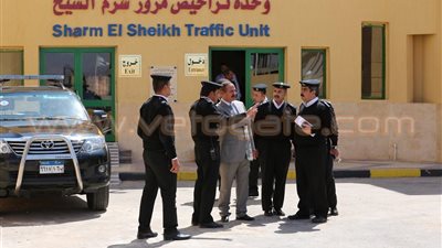 بالصور.. زيارة مفاجئة لمدير الإدارة العامة للمرور بشرم الشيخ